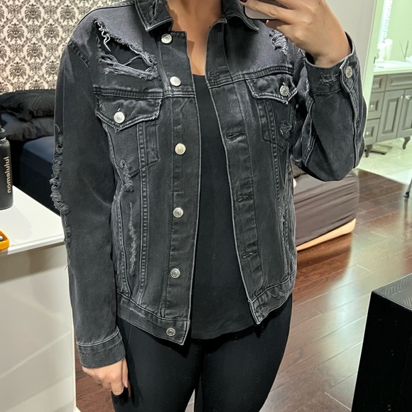 Black Jean ripped jacket , size US0 - Picture 1 of 4